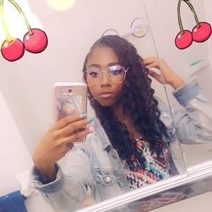 Meet your Posher, Mocha